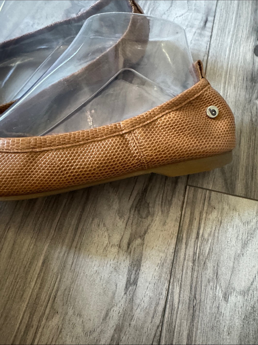 Women’s Tan Ballet Flats with Bow Accent leather 37 - Picture 5 of 10